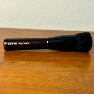 KEVYN AUCOIN travel makeup brush